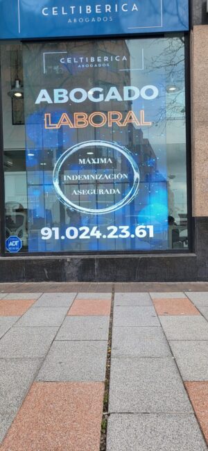 PANTALLA LED SEMI TRANSPARENTE