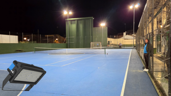 FOCO PROYECTOR LED 300W STADIUM PROFESIONAL LUMILEDS